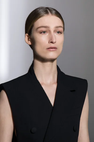 Look 7